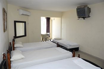 Privilege Hostel エイラート エクステリア 写真